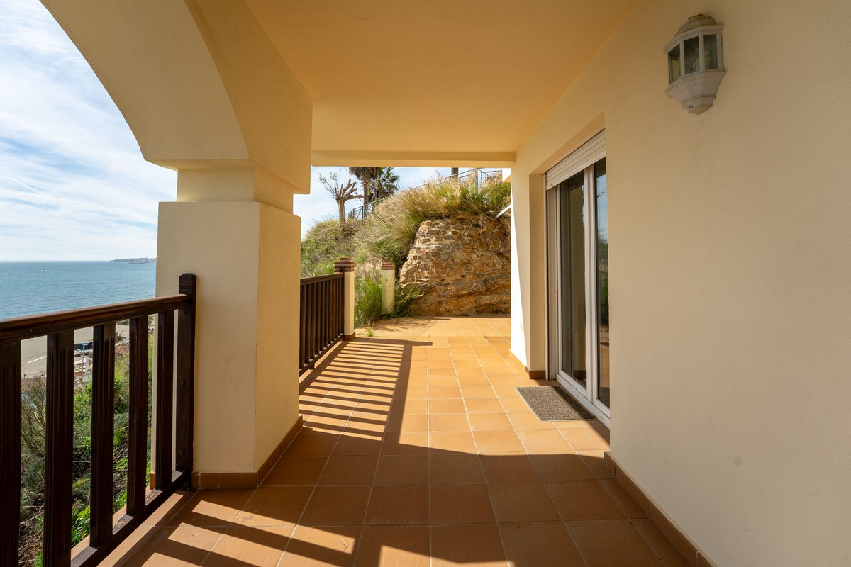 Se vende Apartamento Planta Baja de 2 dormitorios en Costa Del Sol, Málaga, España