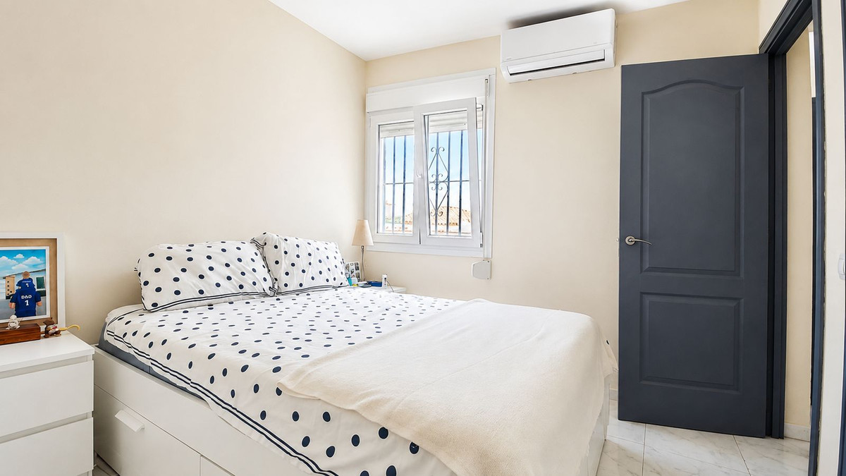 2 Bed Townhouse for sale in El Faro Costa Del Sol, Málaga, Spain