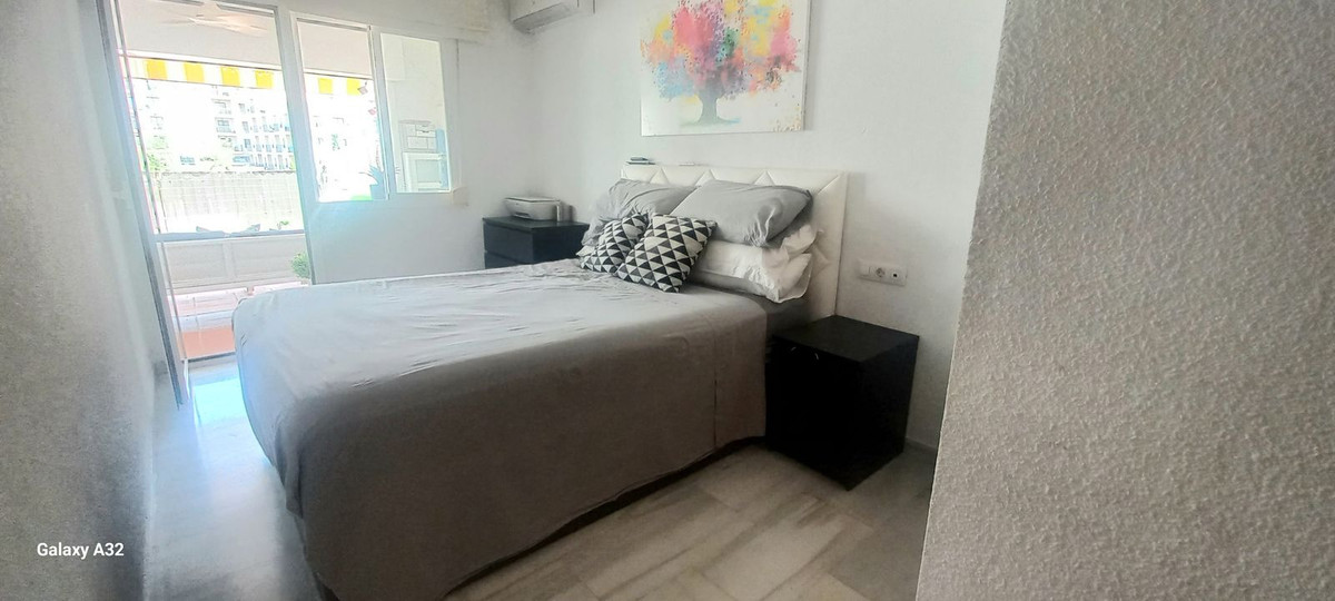 3 Bed Apartment for sale in Benalmadena Costa Costa Del Sol, Málaga, Spain