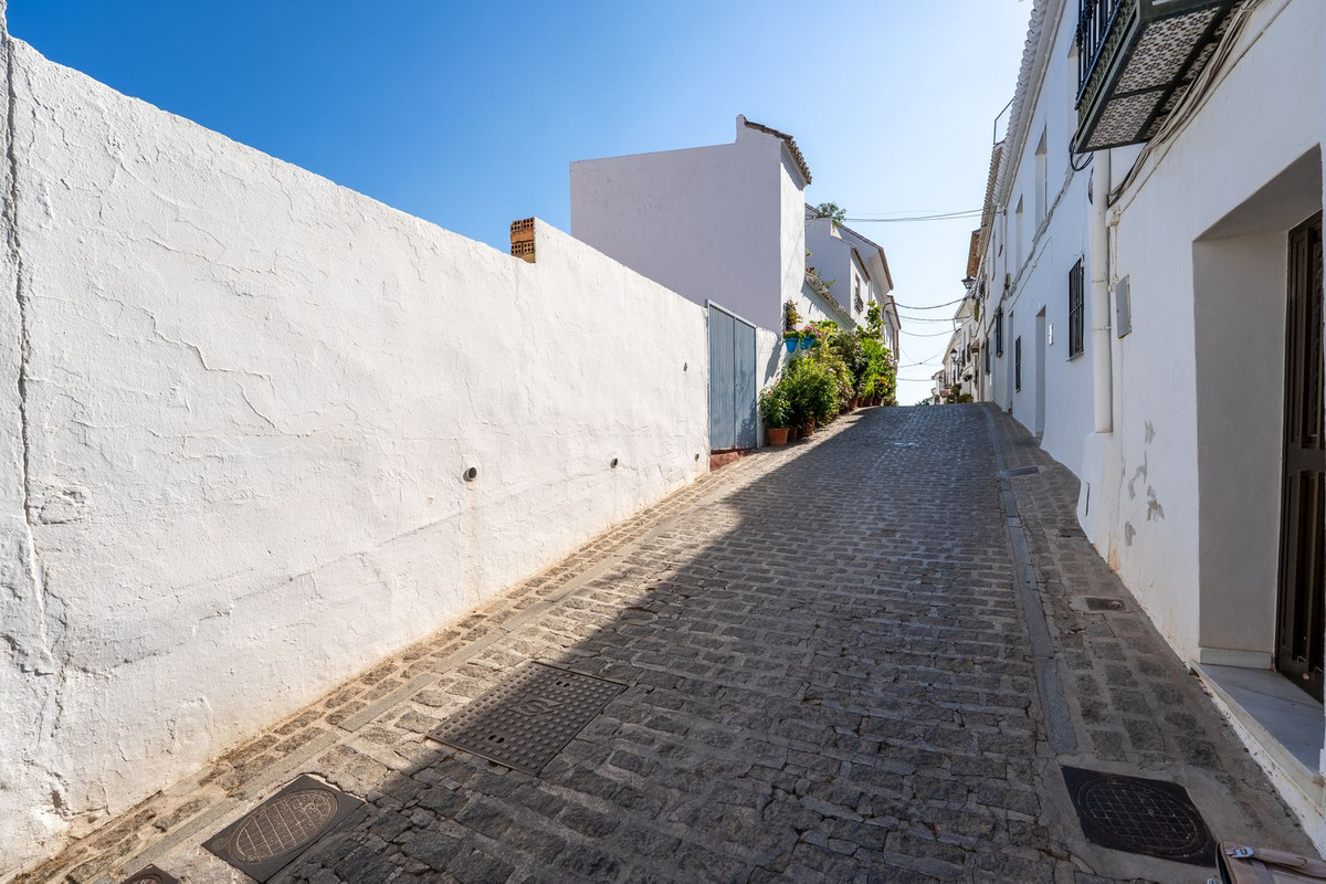 4 Bed Townhouse for sale in Mijas Costa Del Sol, Málaga, Spain