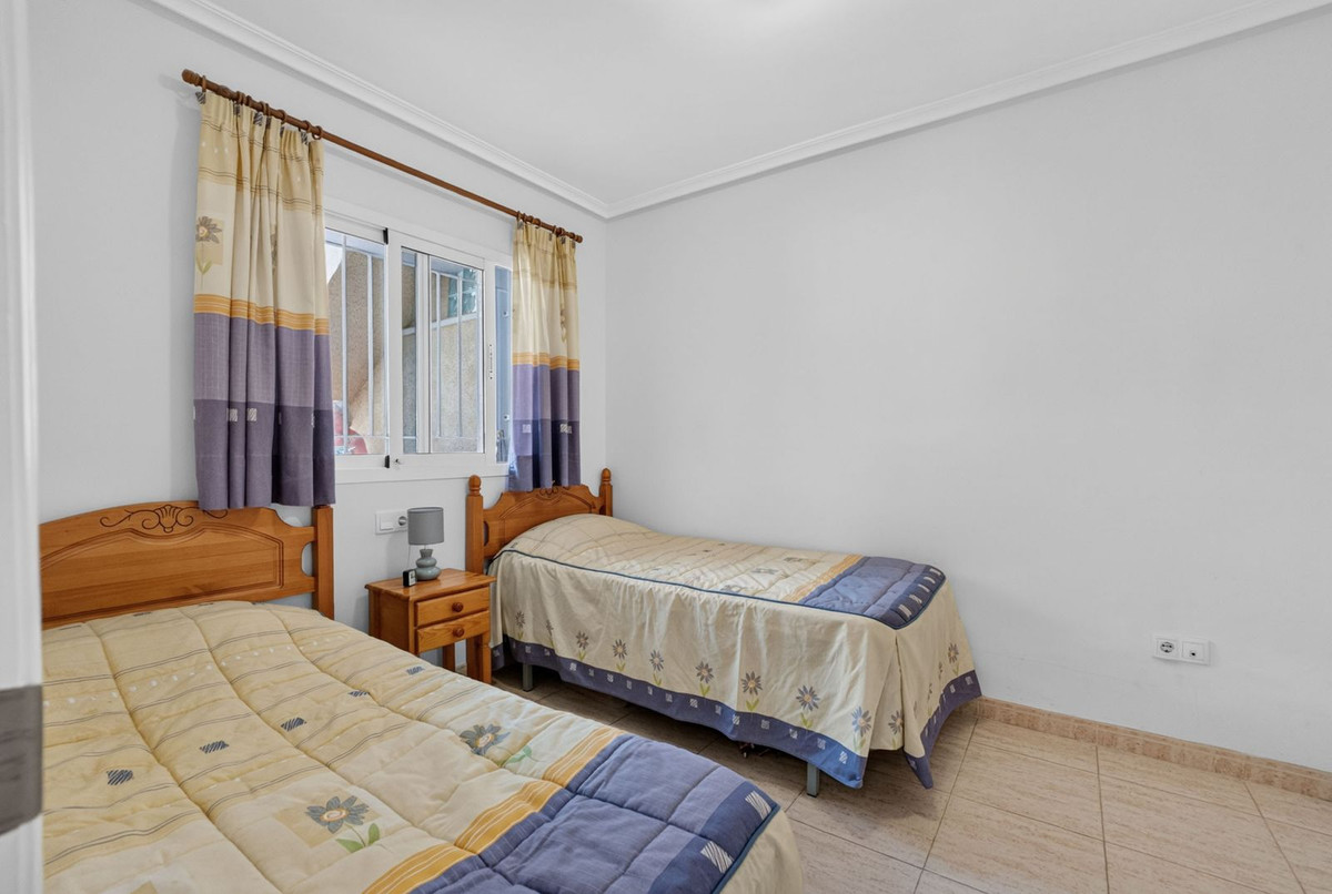 2 Bed Apartment for sale in Zeniamar Costa Blanca, Alicante, Spain