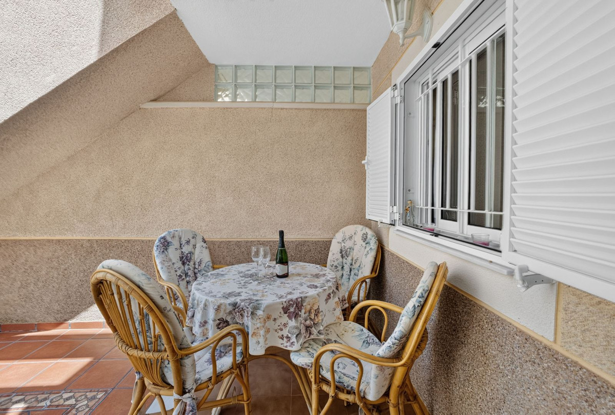 2 Bed Apartment for sale in Zeniamar Costa Blanca, Alicante, Spain