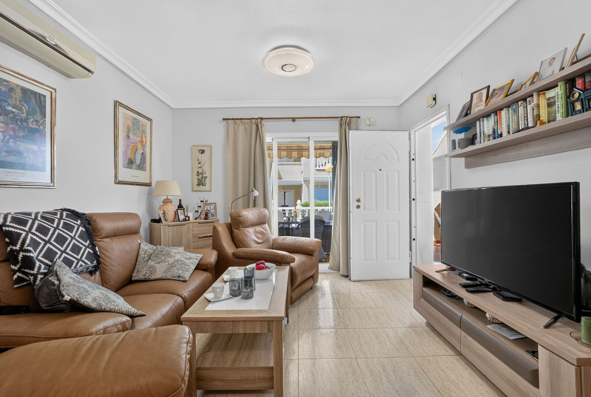 2 Bed Apartment for sale in Zeniamar Costa Blanca, Alicante, Spain