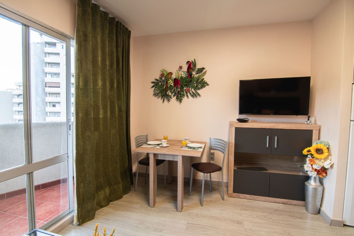 Apartment for sale in Benalmadena Costa Del Sol, Málaga, Spain