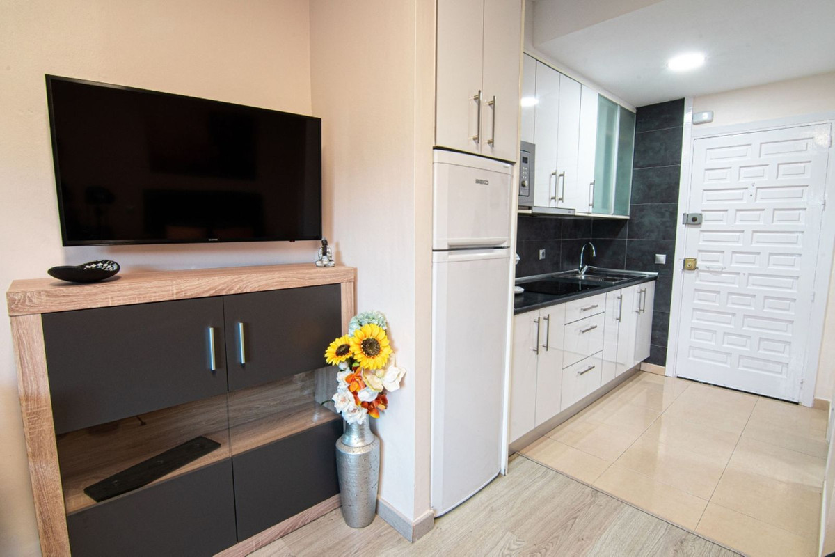 Apartment for sale in Benalmadena Costa Del Sol, Málaga, Spain