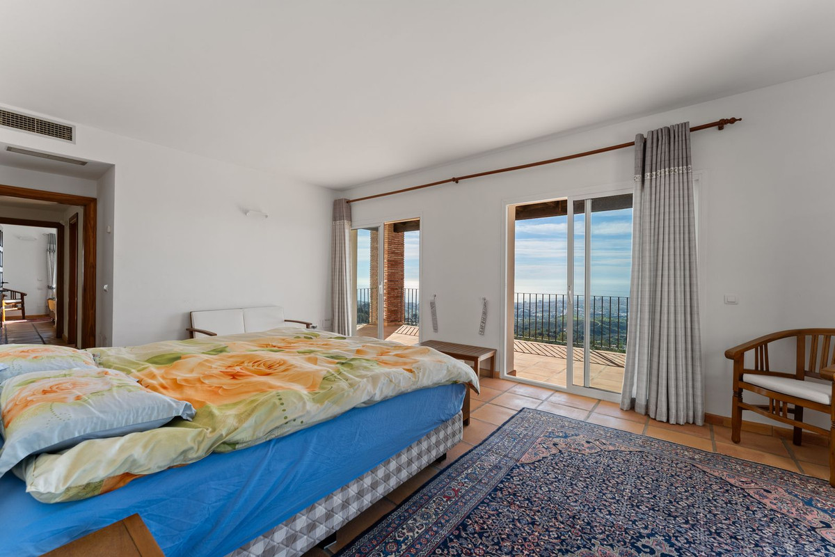 3 Bed Townhouse for sale in Mijas Costa Del Sol, Málaga, Spain
