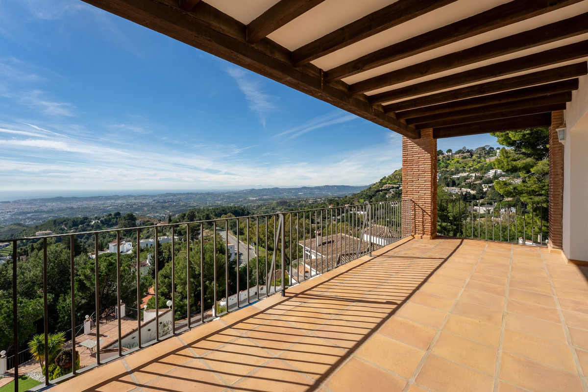 3 Bed Townhouse for sale in Mijas Costa Del Sol, Málaga, Spain