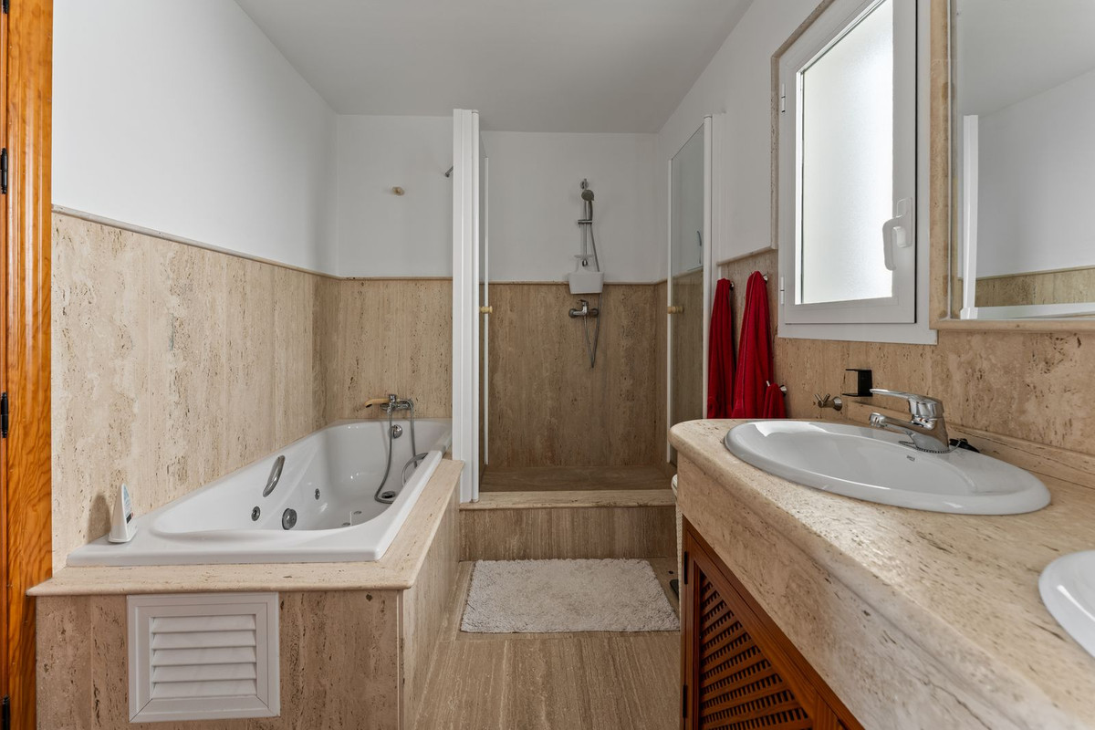 3 Bed Townhouse for sale in Mijas Costa Del Sol, Málaga, Spain