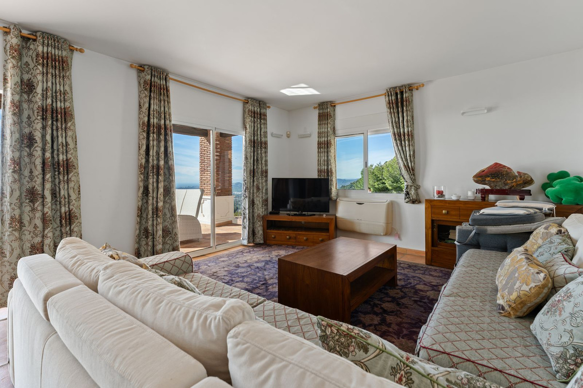 3 Bed Townhouse for sale in Mijas Costa Del Sol, Málaga, Spain
