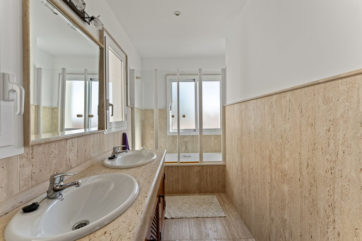 3 Bed Townhouse for sale in Mijas Costa Del Sol, Málaga, Spain