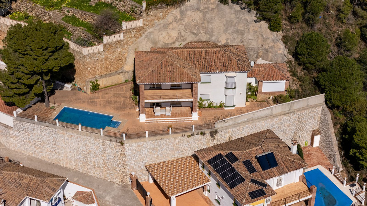 3 Bed Townhouse for sale in Mijas Costa Del Sol, Málaga, Spain