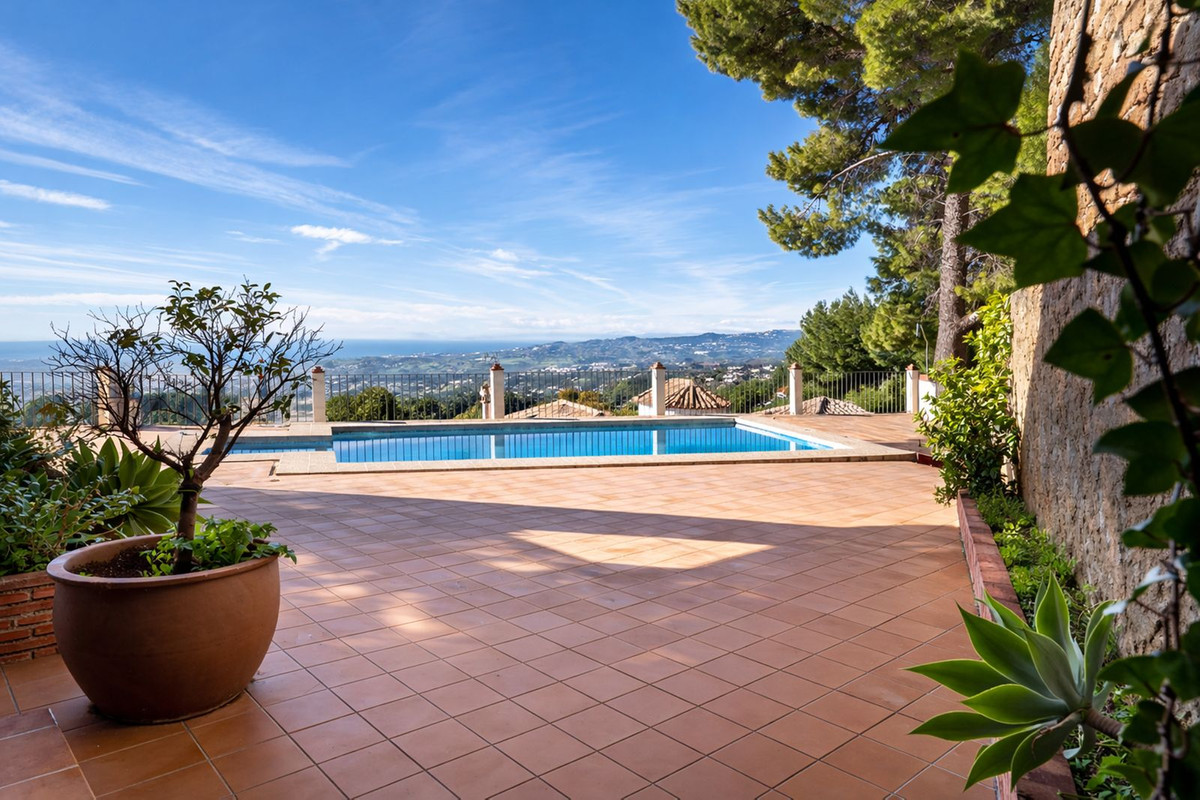 3 Bed Townhouse for sale in Mijas Costa Del Sol, Málaga, Spain