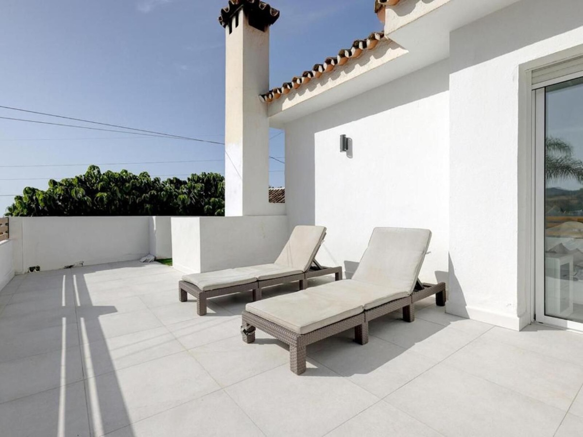 6 Bed Townhouse for sale in Marbella Costa Del Sol, Málaga, Spain
