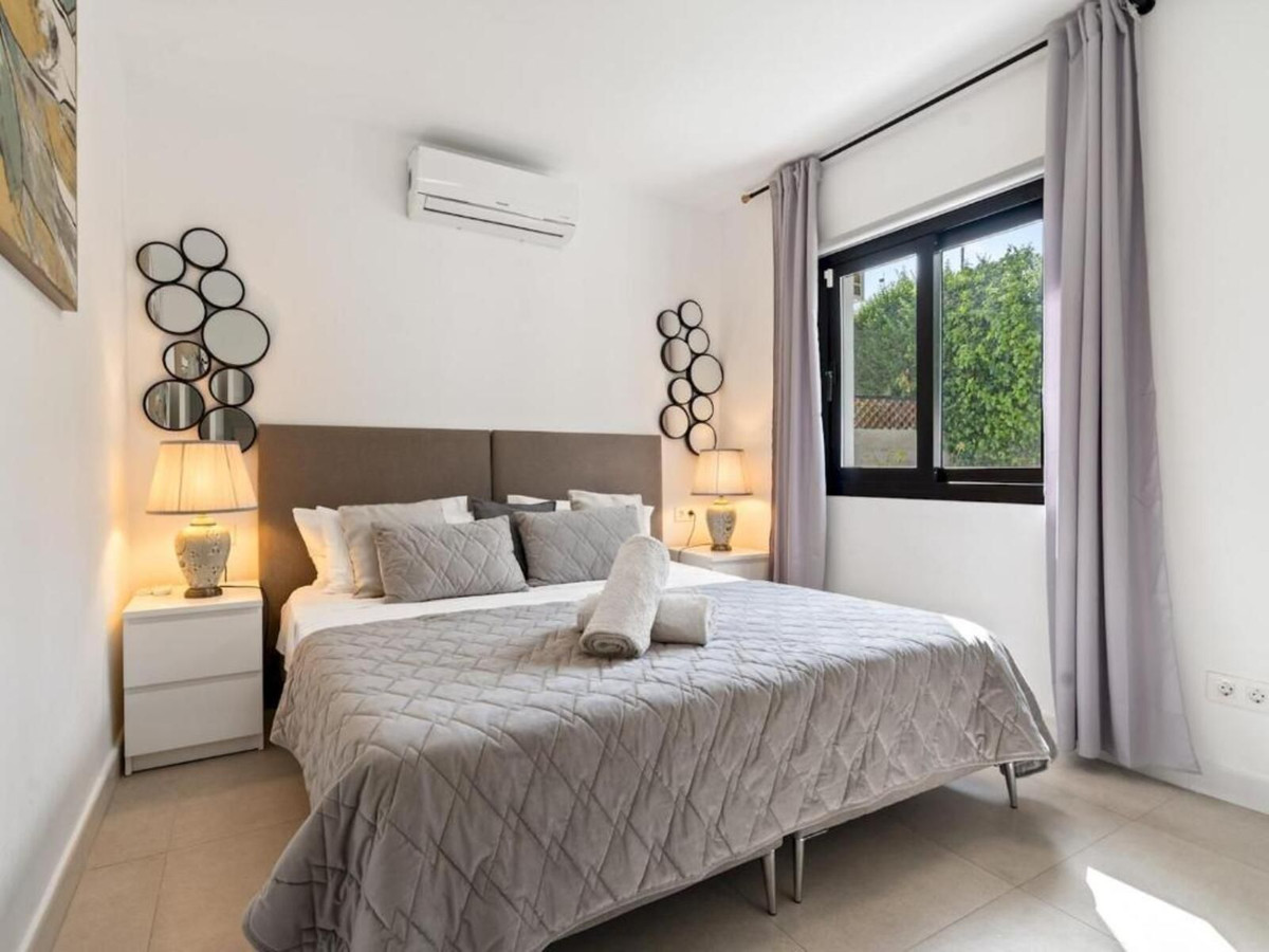 6 Bed Townhouse for sale in Marbella Costa Del Sol, Málaga, Spain