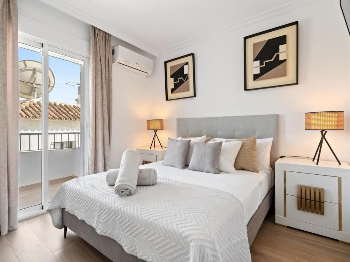 6 Bed Townhouse for sale in Marbella Costa Del Sol, Málaga, Spain