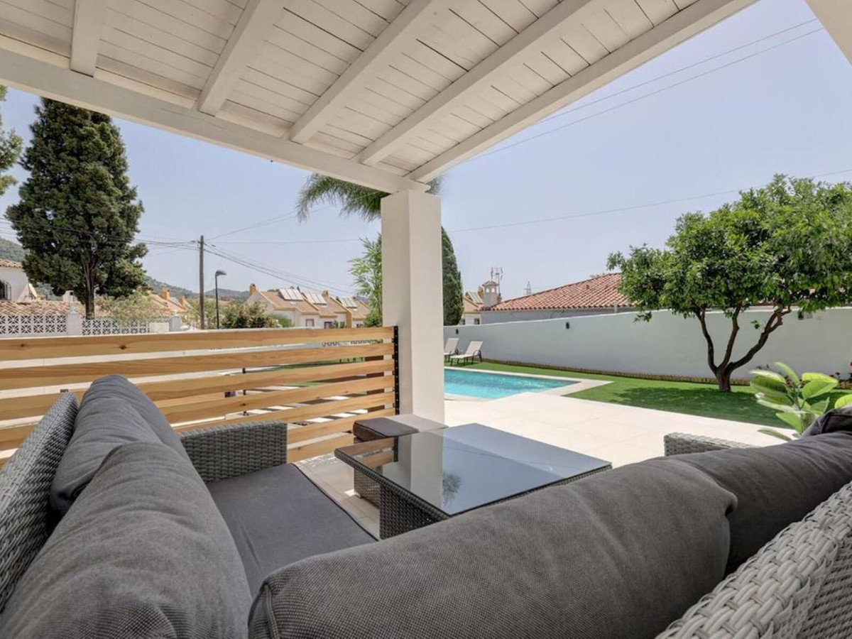 6 Bed Townhouse for sale in Marbella Costa Del Sol, Málaga, Spain