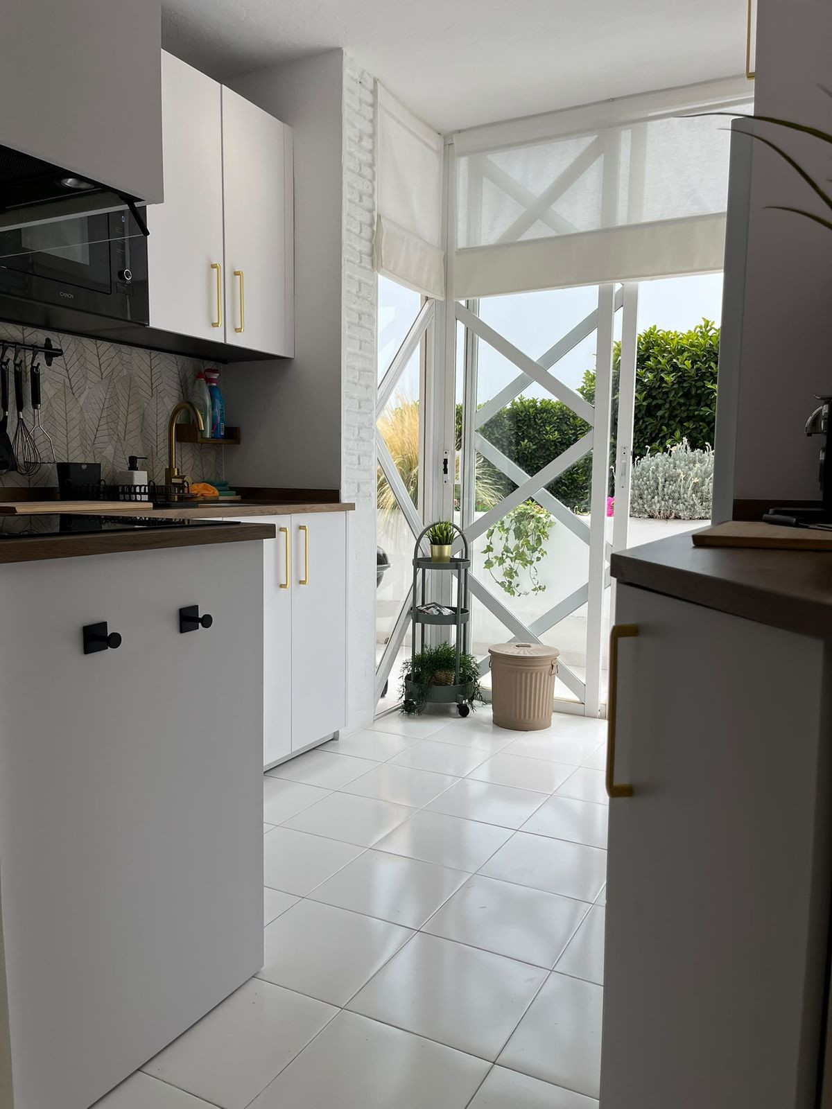 2 Bed Apartment for sale in El Paraiso Costa Del Sol, Málaga, Spain