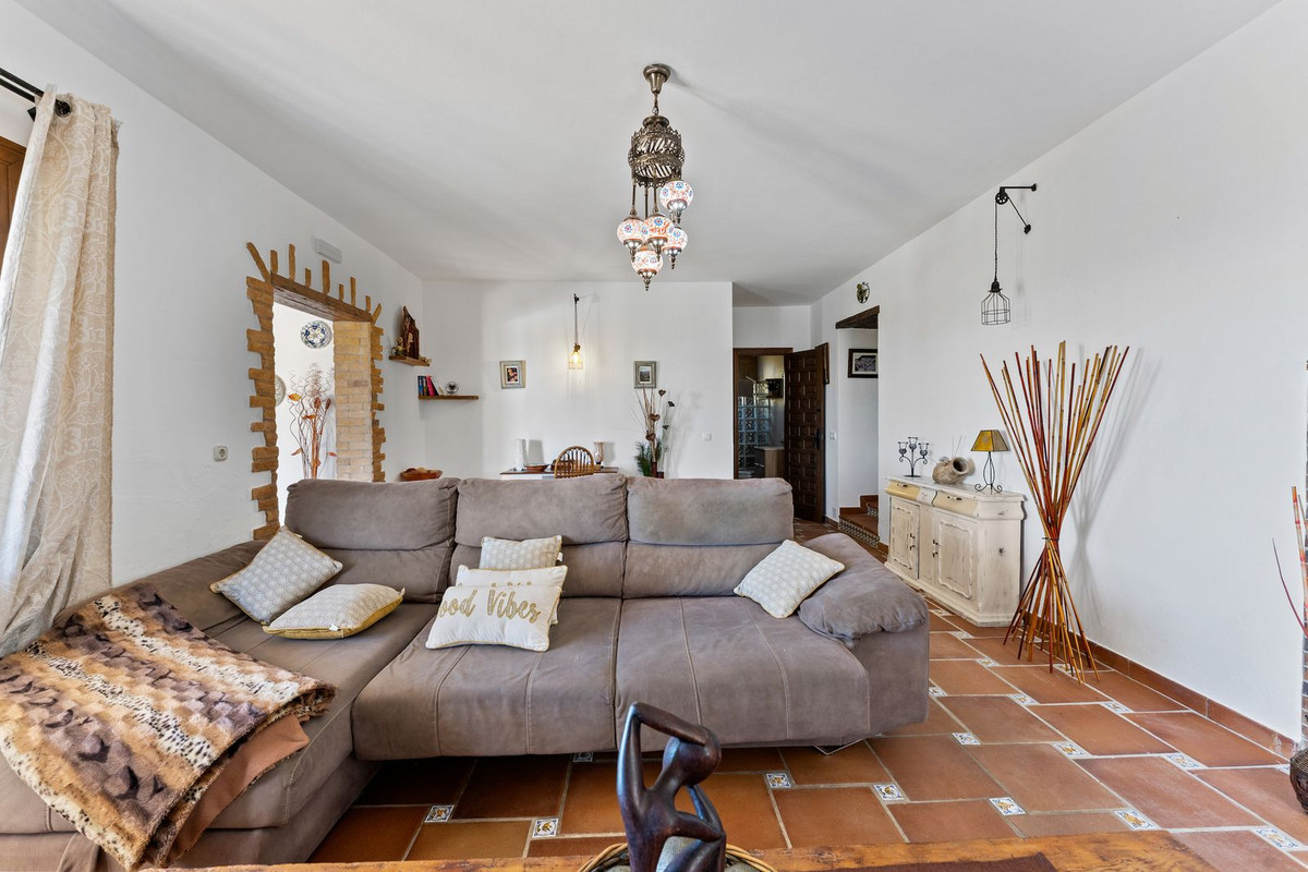 4 Bed Townhouse for sale in Mijas Costa Del Sol, Málaga, Spain