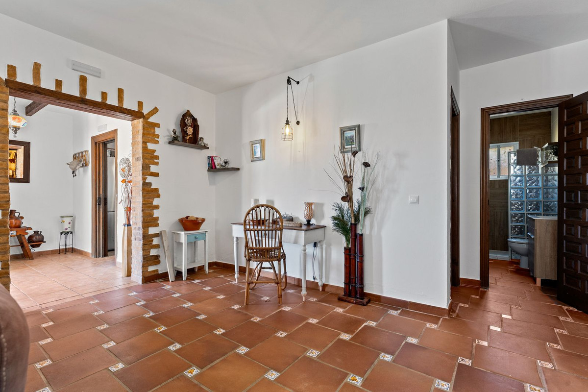 4 Bed Townhouse for sale in Mijas Costa Del Sol, Málaga, Spain