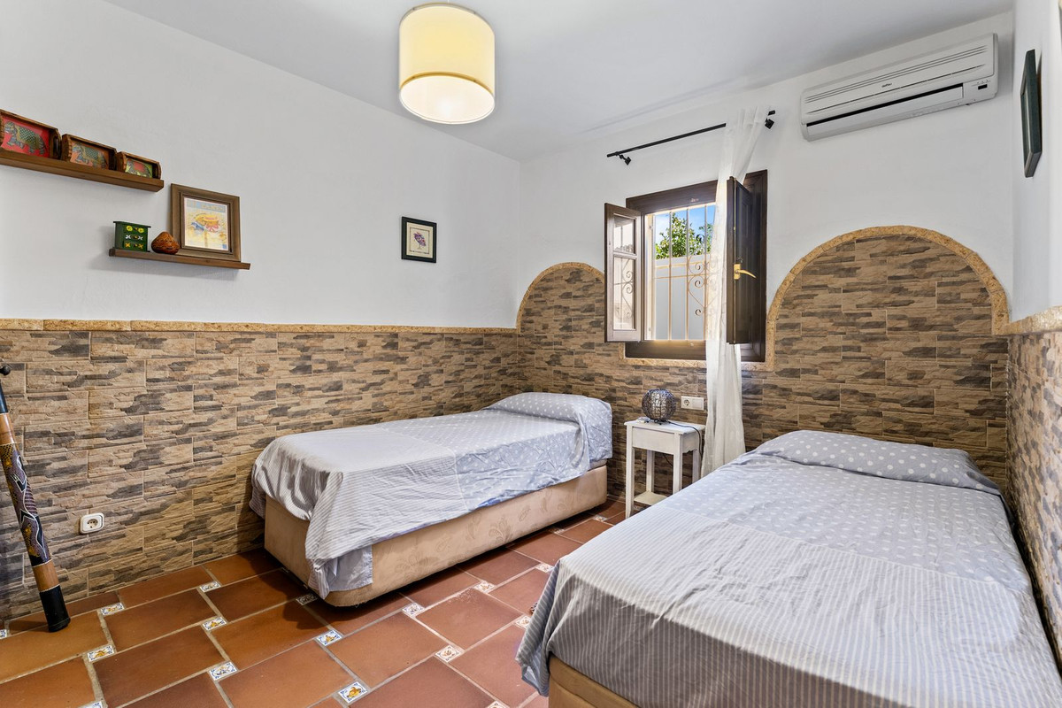 4 Bed Townhouse for sale in Mijas Costa Del Sol, Málaga, Spain