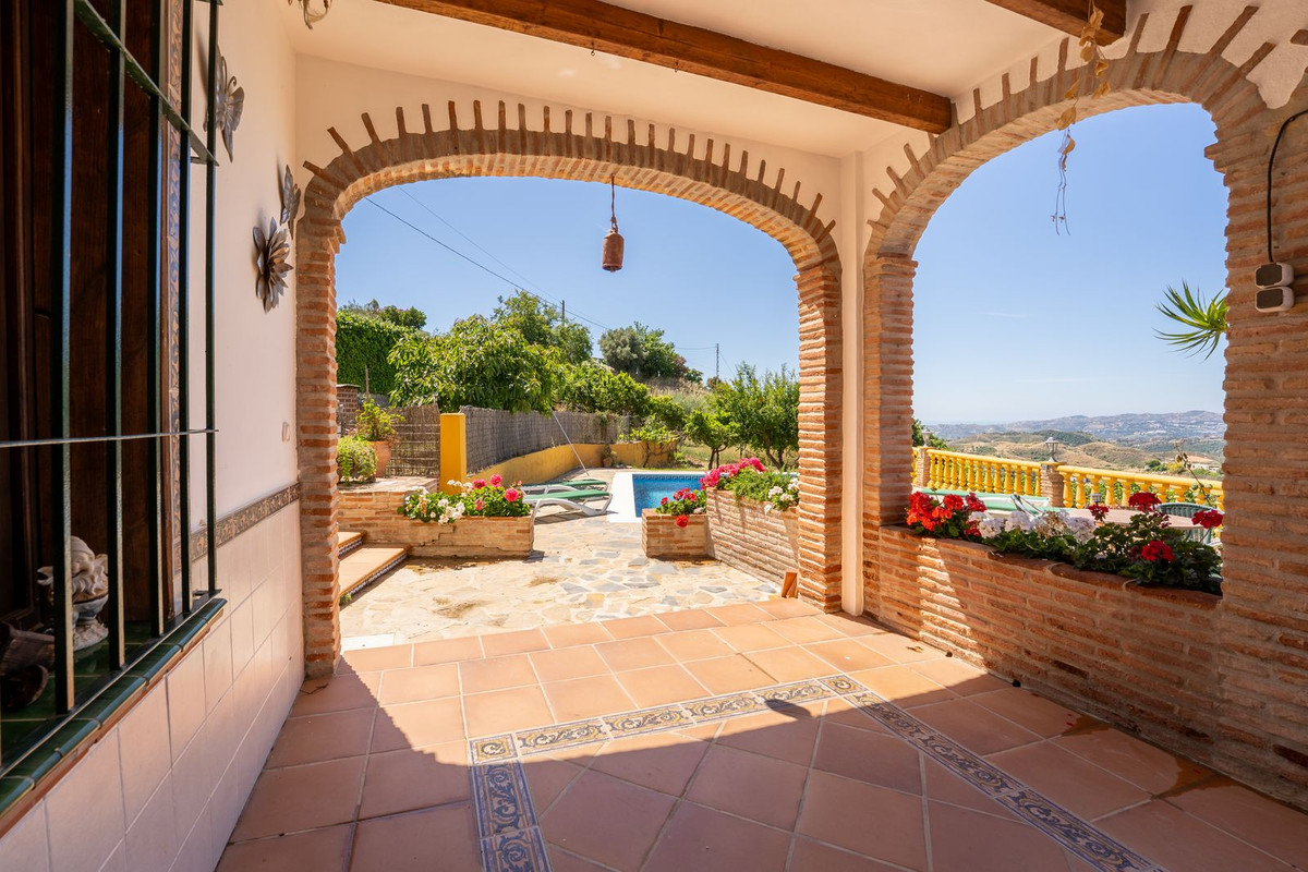 4 Bed Townhouse for sale in Mijas Costa Del Sol, Málaga, Spain