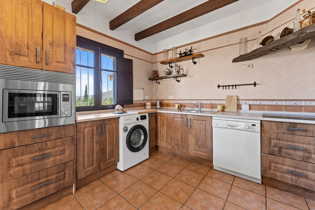 4 Bed Townhouse for sale in Mijas Costa Del Sol, Málaga, Spain