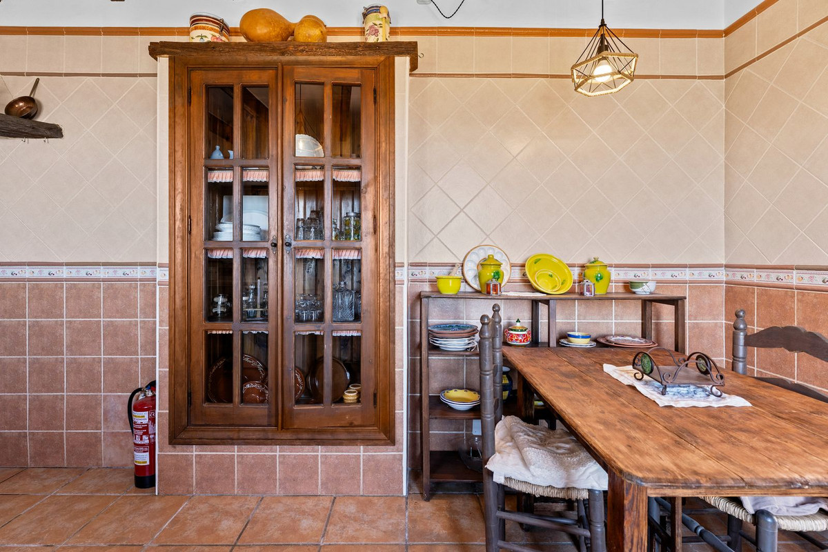 4 Bed Townhouse for sale in Mijas Costa Del Sol, Málaga, Spain