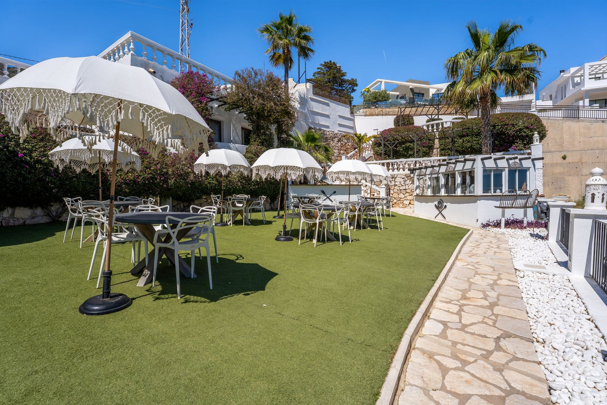 11 Bed Townhouse for sale in Mijas Costa Del Sol, Málaga, Spain