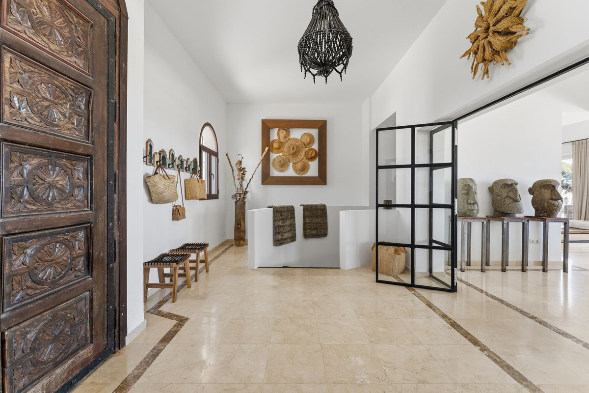 11 Bed Townhouse for sale in Mijas Costa Del Sol, Málaga, Spain