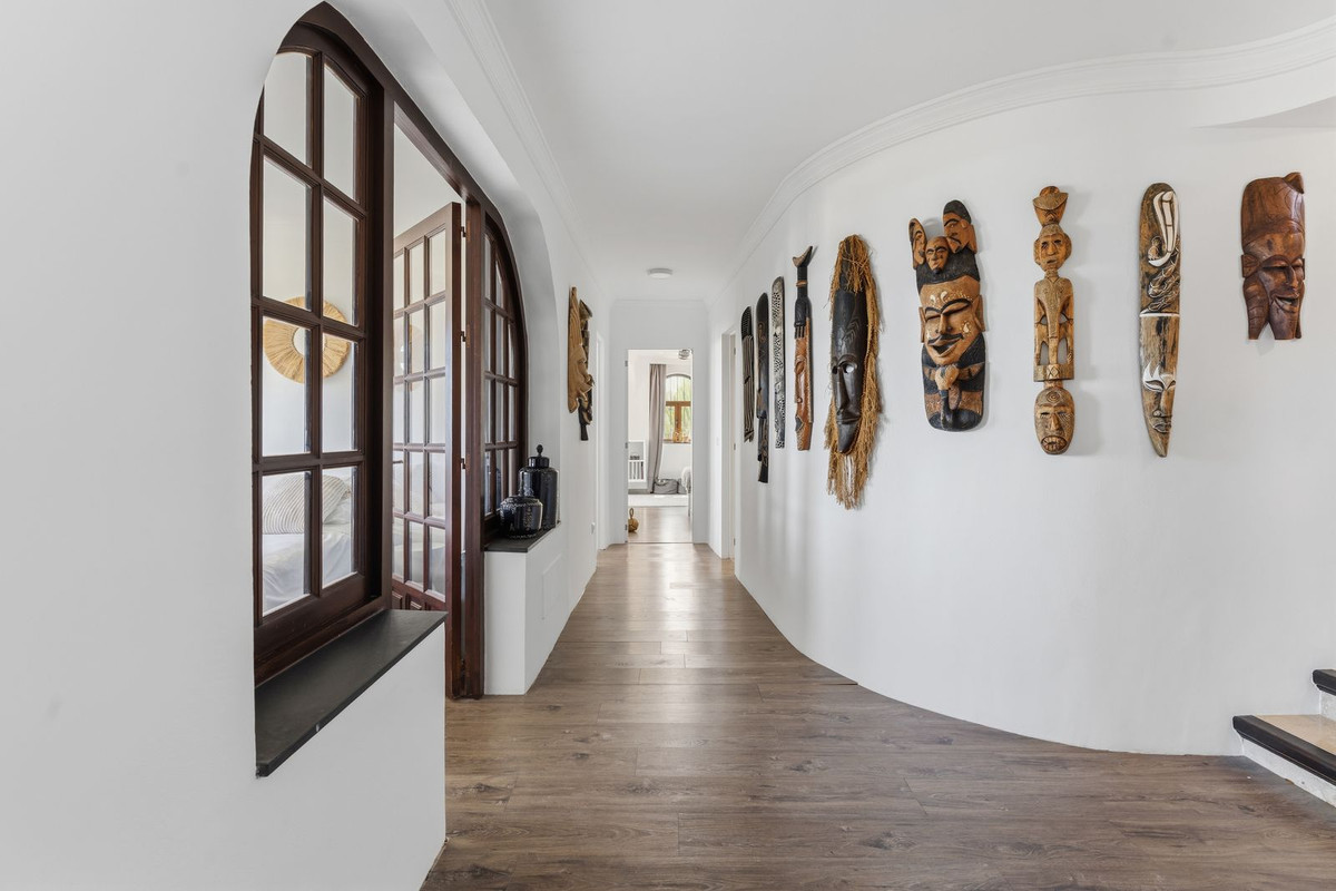 11 Bed Townhouse for sale in Mijas Costa Del Sol, Málaga, Spain