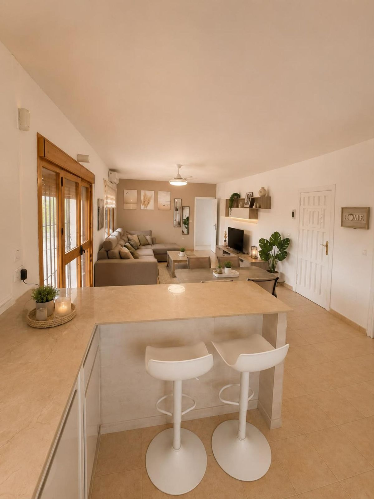 3 Bed Townhouse for sale in Coín Costa Del Sol, Málaga, Spain