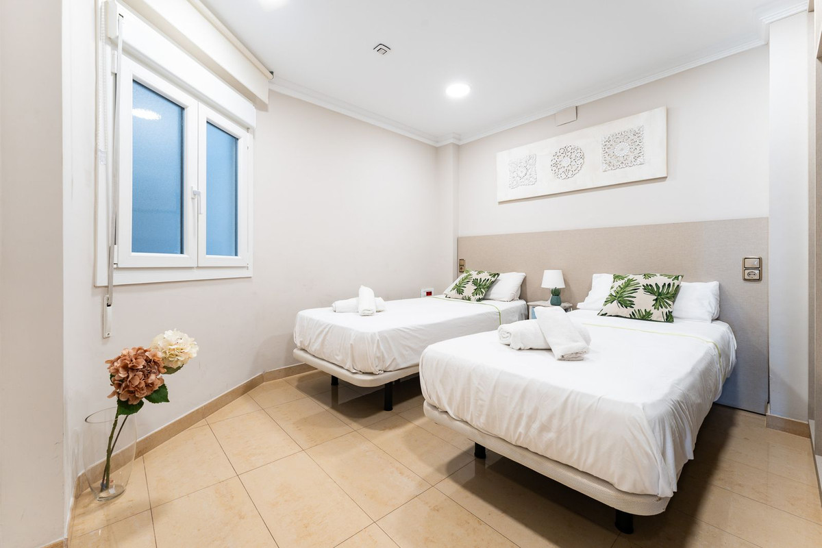 3 Bed Apartment for sale in Málaga Centro Costa Del Sol, Málaga, Spain
