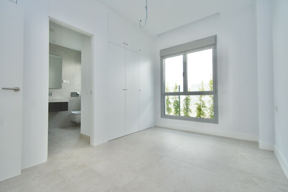 3 Bed Apartment for sale in Marbella Costa Del Sol, Málaga, Spain