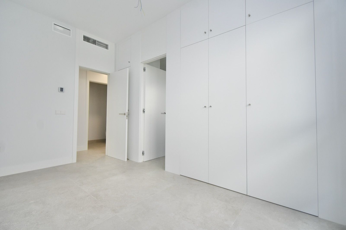 3 Bed Apartment for sale in Marbella Costa Del Sol, Málaga, Spain
