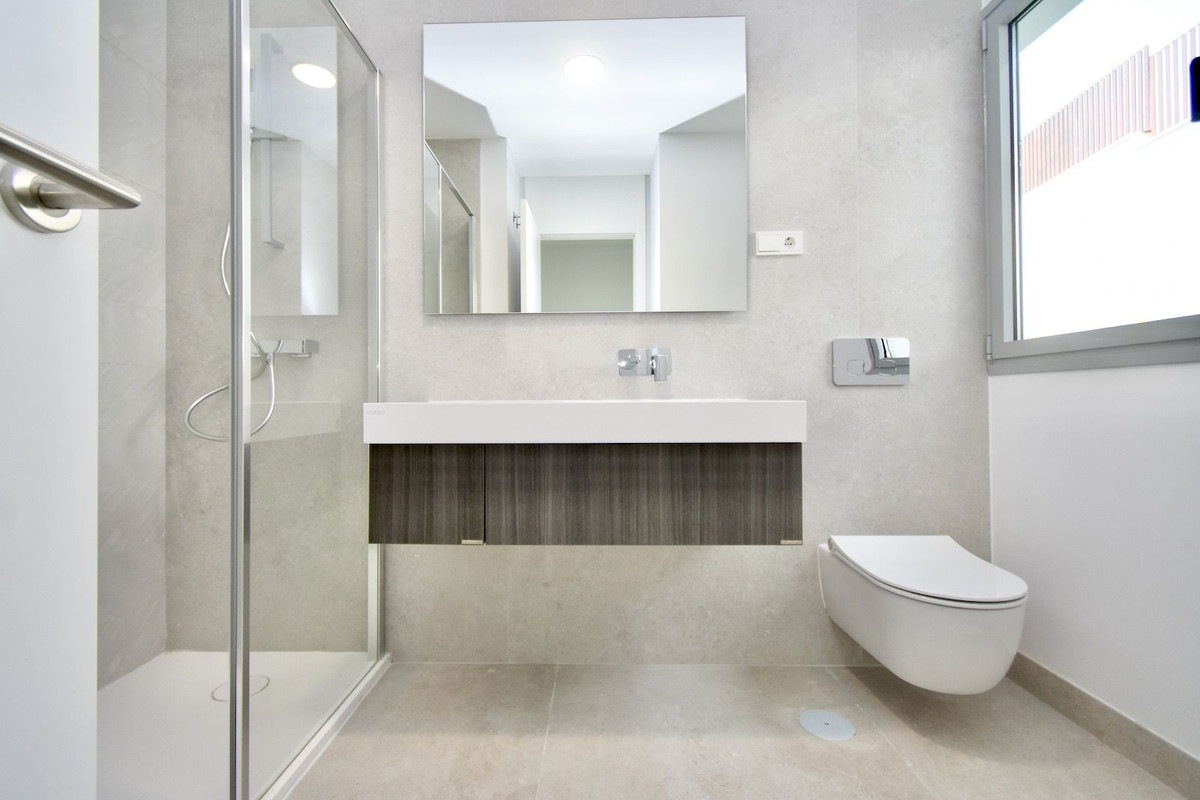 3 Bed Apartment for sale in Marbella Costa Del Sol, Málaga, Spain