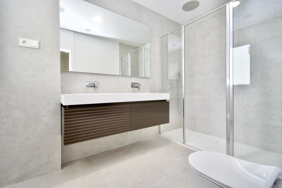 3 Bed Apartment for sale in Marbella Costa Del Sol, Málaga, Spain