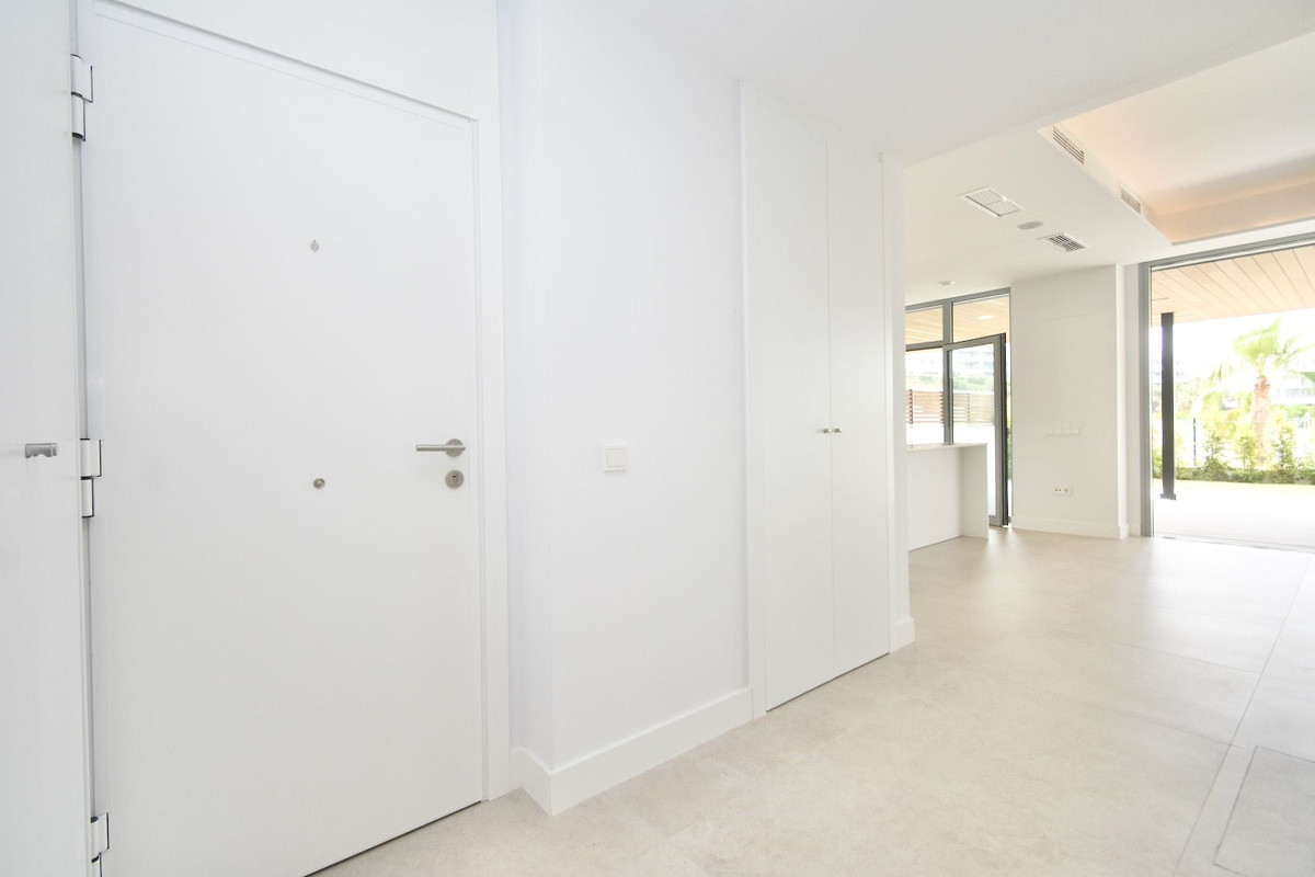 3 Bed Apartment for sale in Marbella Costa Del Sol, Málaga, Spain