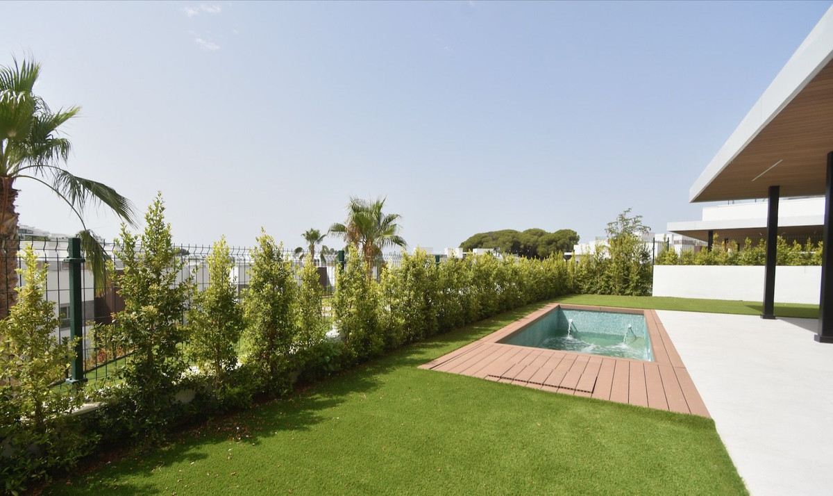 3 Bed Apartment for sale in Marbella Costa Del Sol, Málaga, Spain