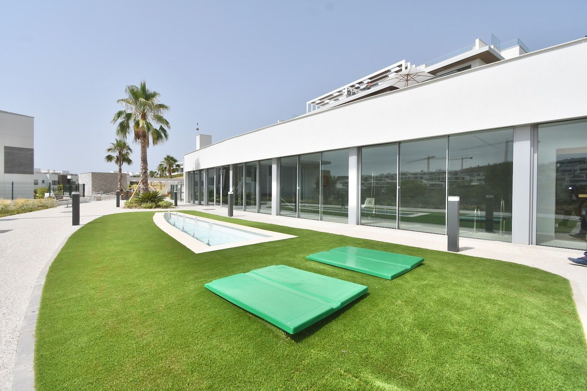 3 Bed Apartment for sale in Marbella Costa Del Sol, Málaga, Spain