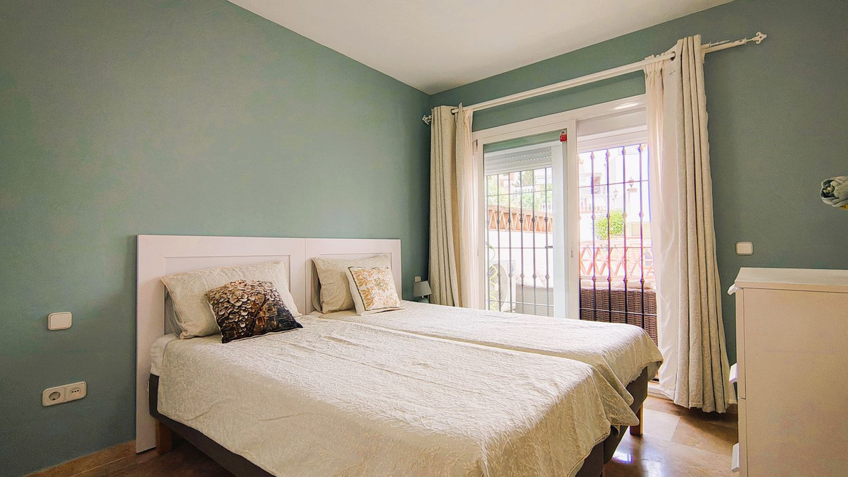 2 Bed Apartment for sale in Nueva Andalucía Costa Del Sol, Málaga, Spain
