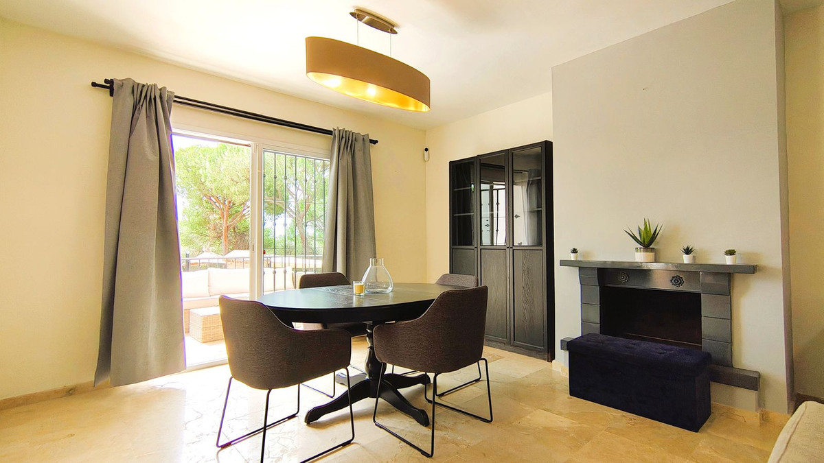2 Bed Apartment for sale in Nueva Andalucía Costa Del Sol, Málaga, Spain