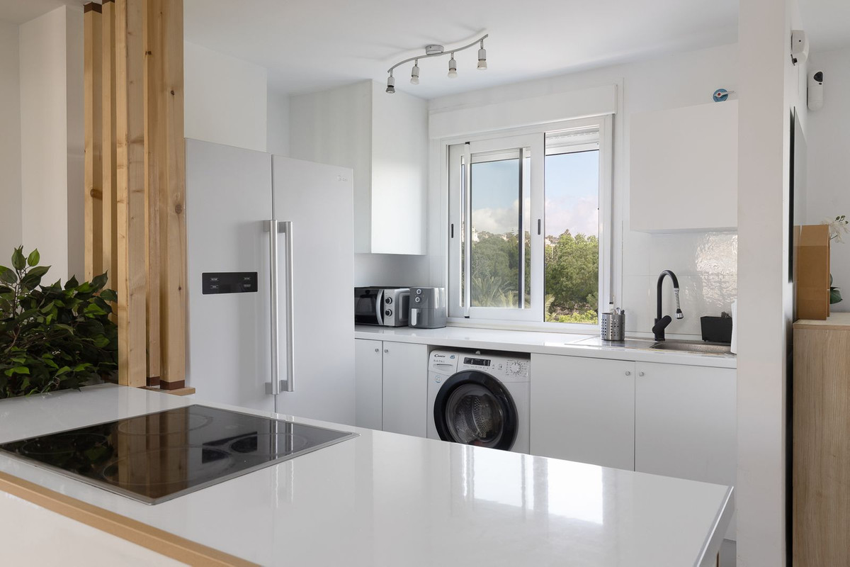 2 Bed Apartment for sale in Torremolinos Costa Del Sol, Málaga, Spain