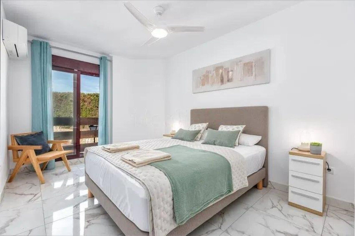 3 Bed Apartment for sale in Nueva Andalucía Costa Del Sol, Málaga, Spain