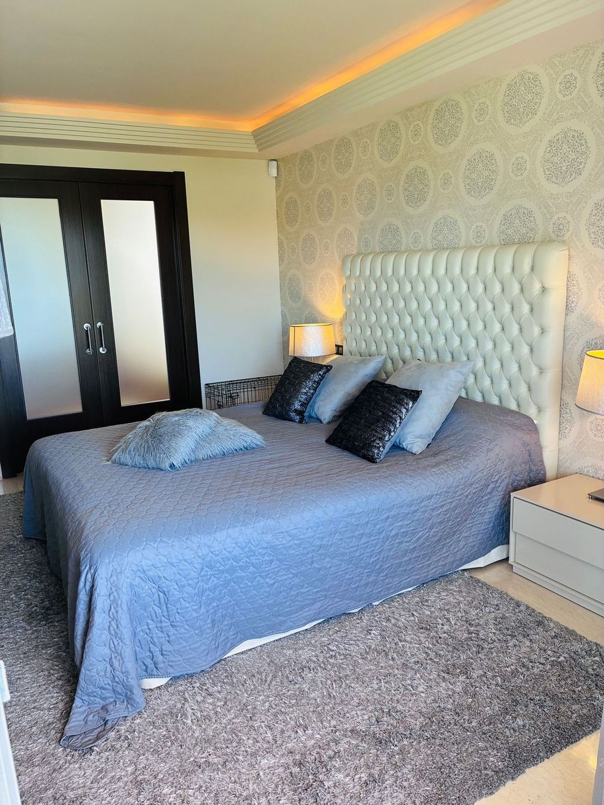 3 Bed Apartment for sale in Benahavís Costa Del Sol, Málaga, Spain