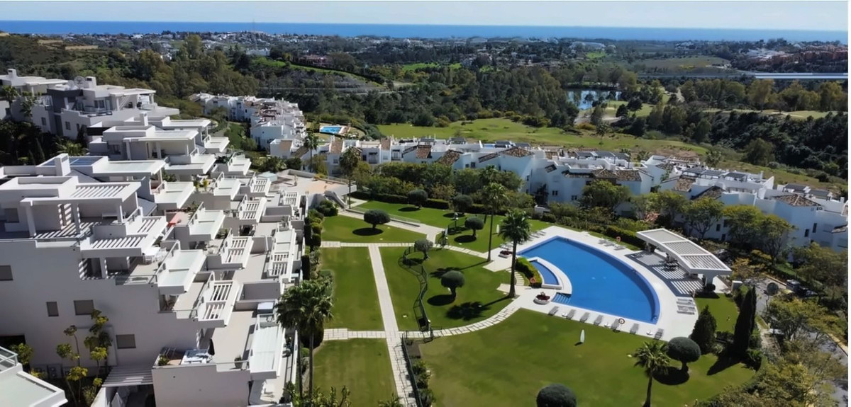 3 Bed Apartment for sale in Benahavís Costa Del Sol, Málaga, Spain