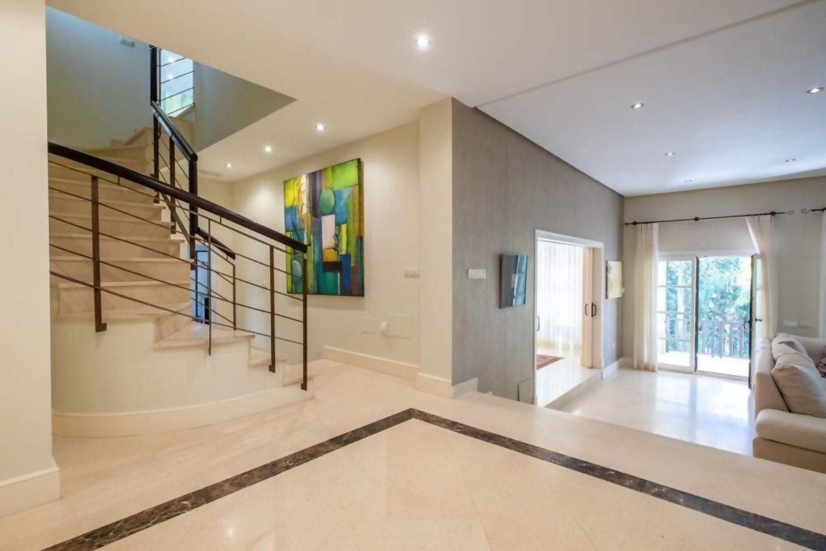 6 Bed Townhouse for sale in Sotogrande Alto Costa Del Sol, Cádiz, Spain