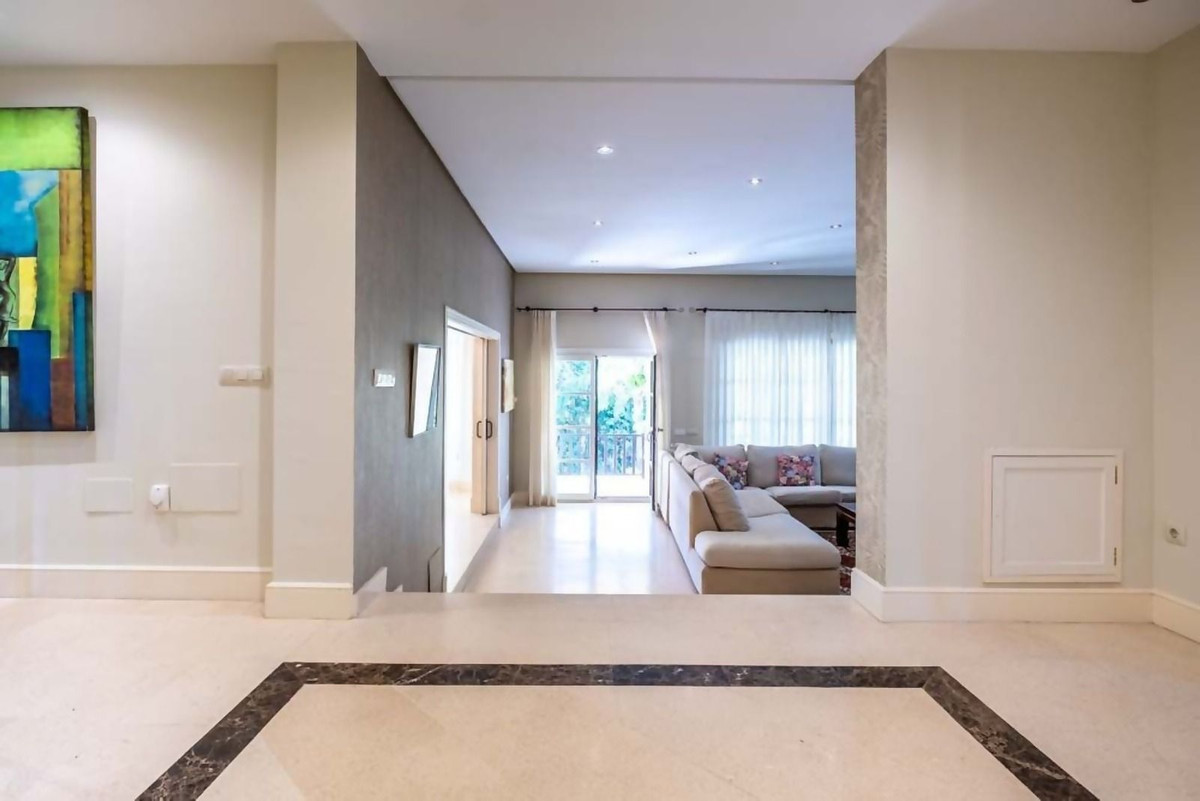 6 Bed Townhouse for sale in Sotogrande Alto Costa Del Sol, Cádiz, Spain