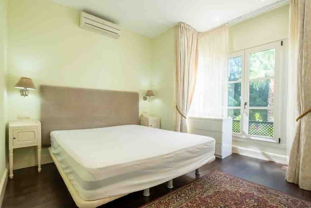 6 Bed Townhouse for sale in Sotogrande Alto Costa Del Sol, Cádiz, Spain