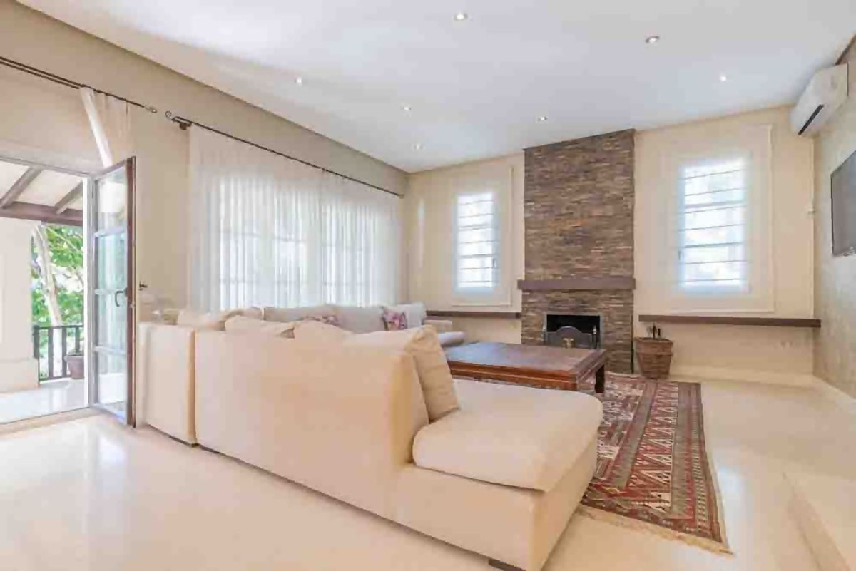 6 Bed Townhouse for sale in Sotogrande Alto Costa Del Sol, Cádiz, Spain