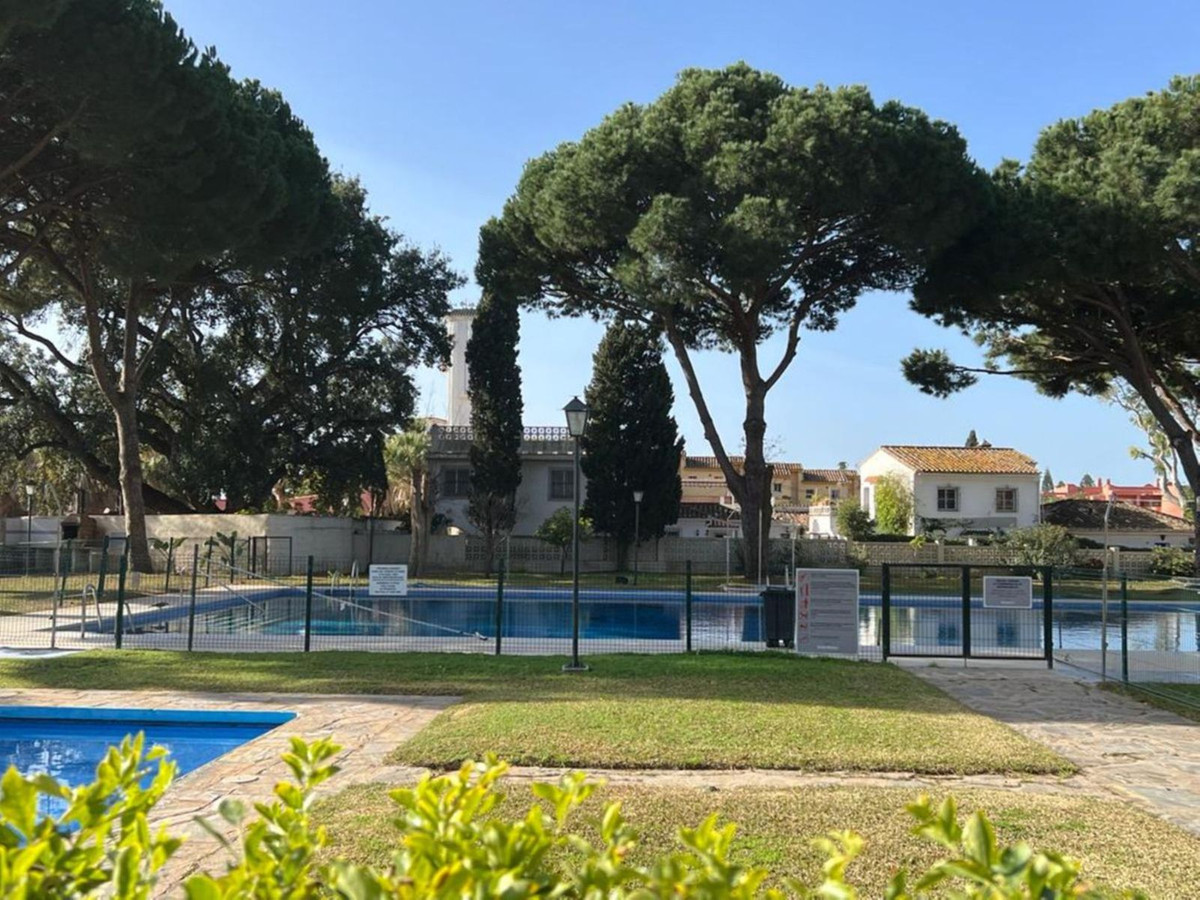 2 Bed Apartment for sale in Marbella Costa Del Sol, Málaga, Spain
